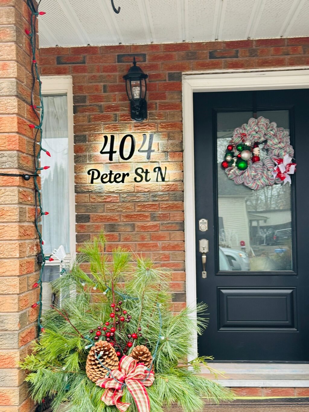 Instagram post from unique_signs_on. This post is in position 14.