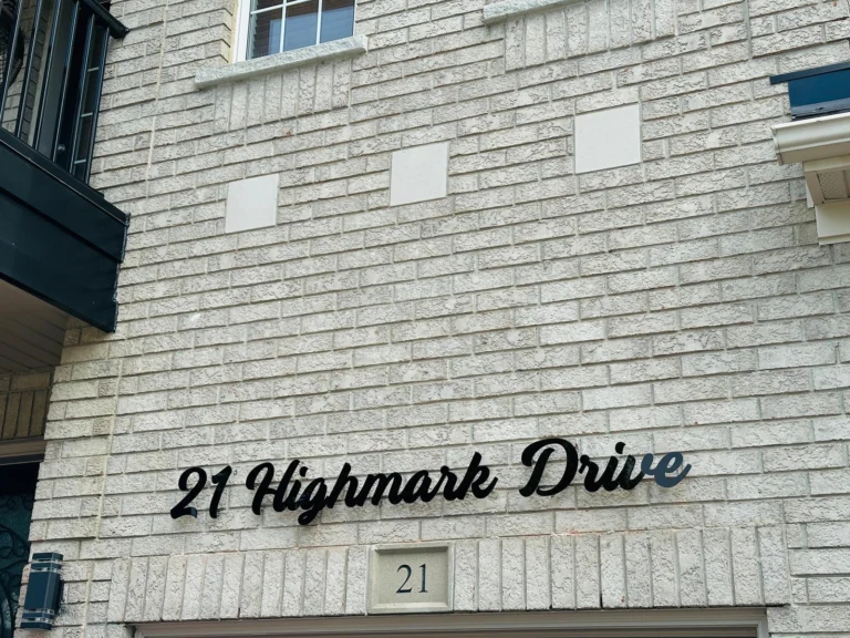 Instagram post from unique_signs_on. This post is in position 6.