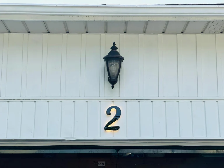 Instagram post from unique_signs_on. This post is in position 11.