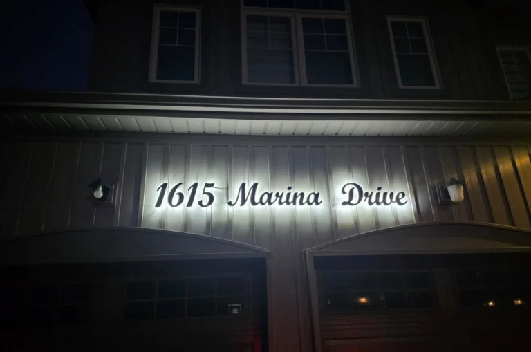 Instagram post from unique_signs_on. This post is in position 17.