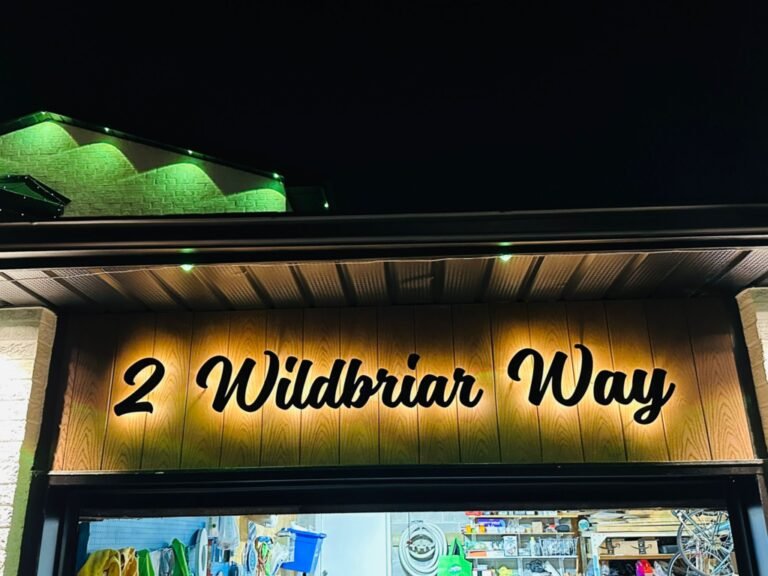 Instagram post from unique_signs_on. This post is in position 20.